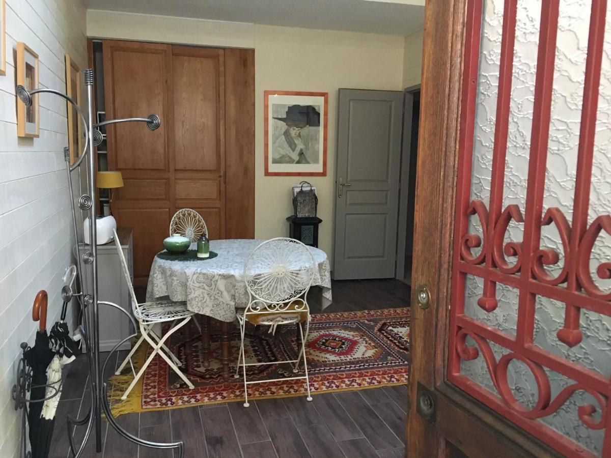 Bed and Breakfast Les Ateliers D'Art Roanne Esterno foto